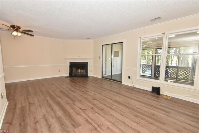 102 River Point DR, Suffolk, VA 23434