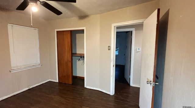 6122 S Howell Dr, Baton Rouge, LA 70805
