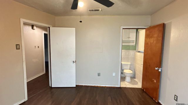 6122 S Howell Dr, Baton Rouge, LA 70805