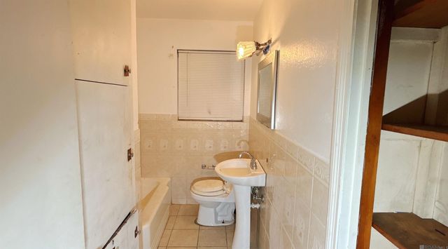 6122 S Howell Dr, Baton Rouge, LA 70805