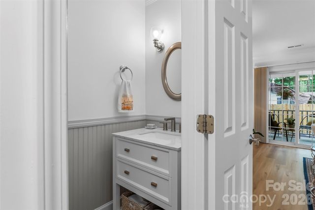 19 Willowick Drive, Asheville, NC 28803