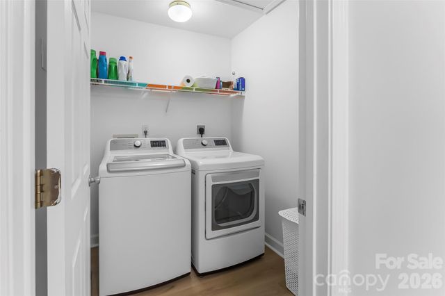 19 Willowick Drive, Asheville, NC 28803