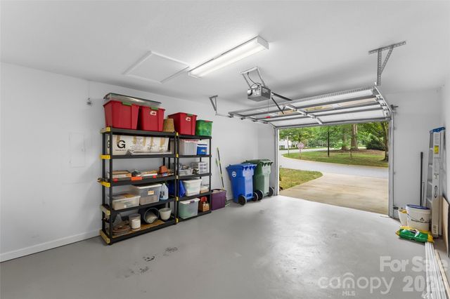 19 Willowick Drive, Asheville, NC 28803