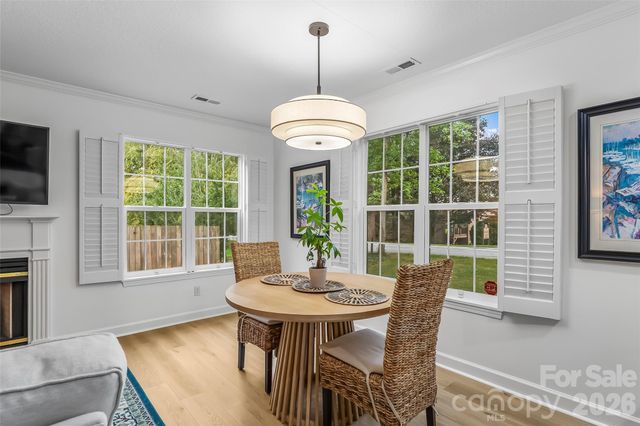 19 Willowick Drive, Asheville, NC 28803