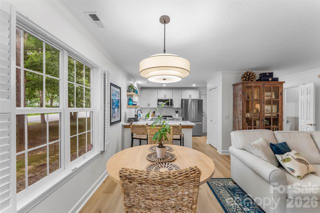 19 Willowick Drive, Asheville, NC 28803