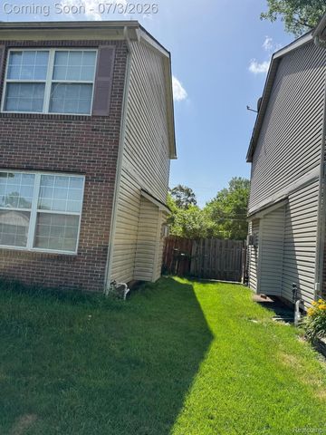 22411 Springbrook Avenue, Farmington Hills, MI 48336