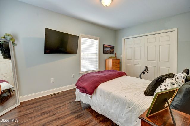 240 E Fulton Street, Gloversville, NY 12078