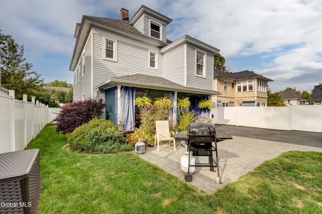 240 E Fulton Street, Gloversville, NY 12078