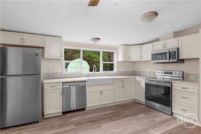 112 Cheryl Court, Ludowici, GA 31316