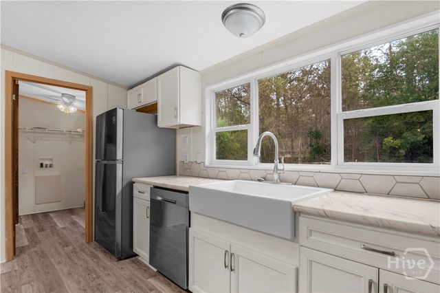 112 Cheryl Court, Ludowici, GA 31316