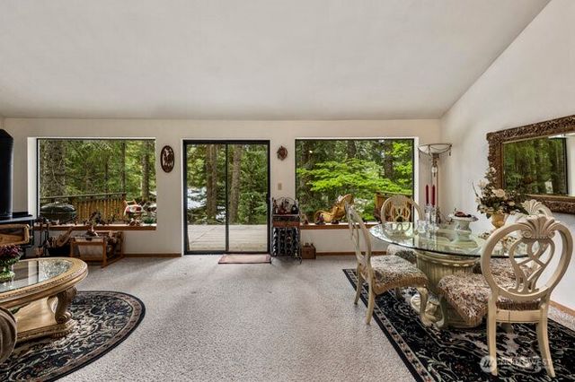 220 Mountain Home Lane, Easton, WA 98925