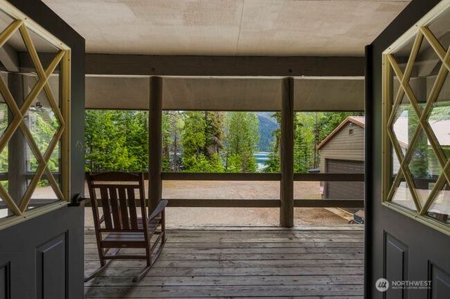 220 Mountain Home Lane, Easton, WA 98925