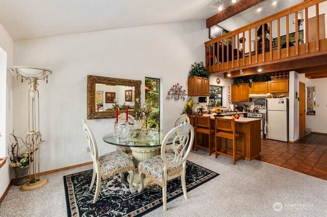 220 Mountain Home Lane, Easton, WA 98925