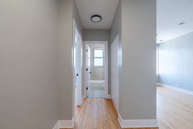 6239 N Western Avenue 311, Chicago, IL 60659