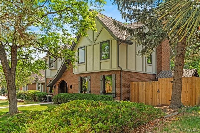2011 S Gray Drive, Lakewood, CO 80227