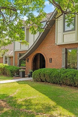 2011 S Gray Drive, Lakewood, CO 80227