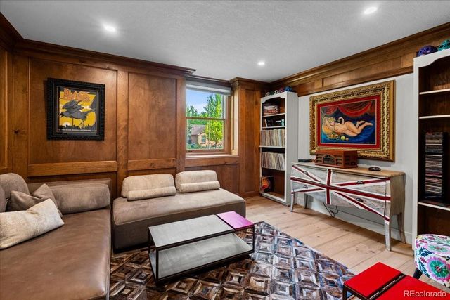 2011 S Gray Drive, Lakewood, CO 80227