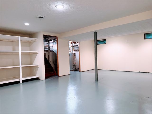598 Paul Rd, Chili, NY 14624