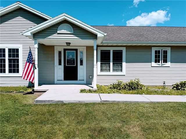 598 Paul Rd, Chili, NY 14624