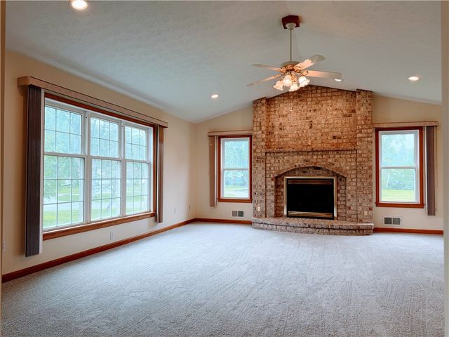 598 Paul Rd, Chili, NY 14624