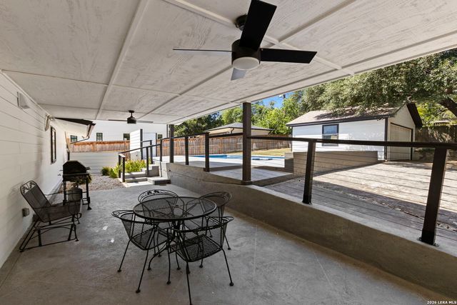 504 S Vandiver, Terrell Hills, TX 78209