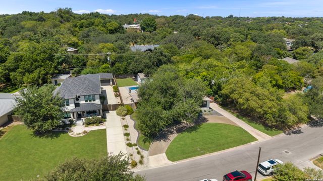 504 S Vandiver, Terrell Hills, TX 78209