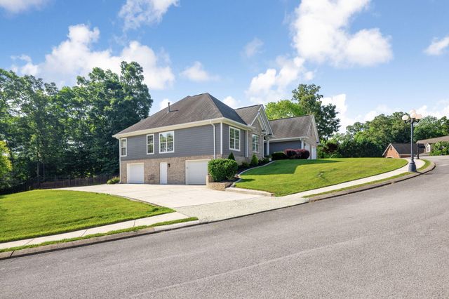 1066 Cody Lane, Soddy Daisy, TN 37379