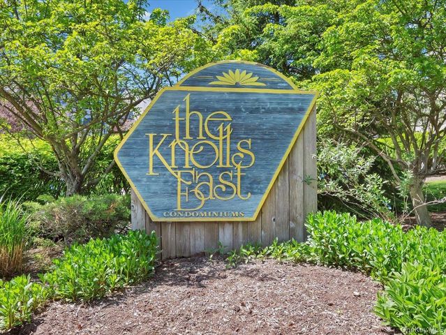 18 Kensington Court, Nanuet, NY 10954