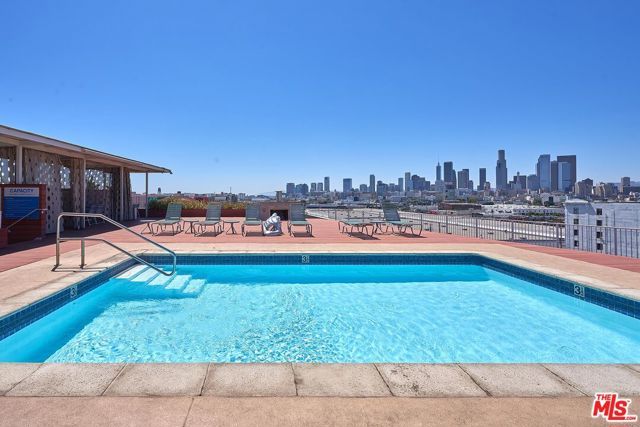 1855 Industrial Street 302, Los Angeles, CA 90021