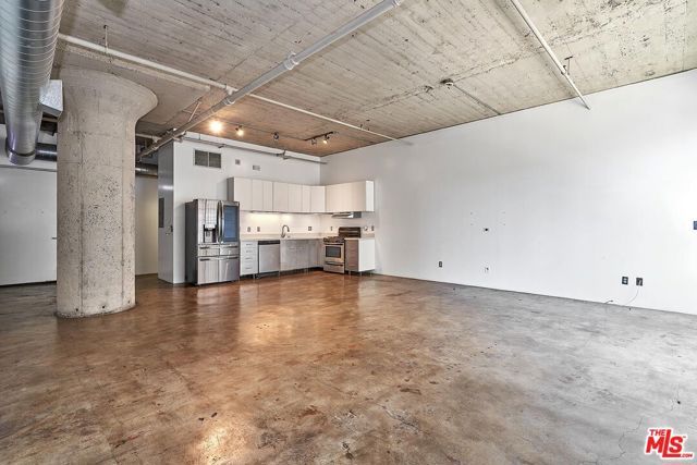 1855 Industrial Street 302, Los Angeles, CA 90021