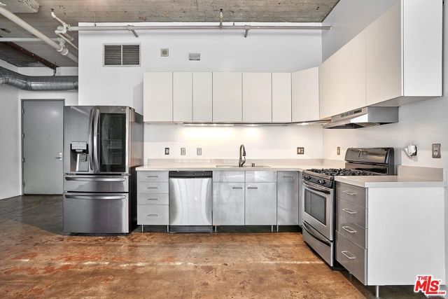 1855 Industrial Street 302, Los Angeles, CA 90021