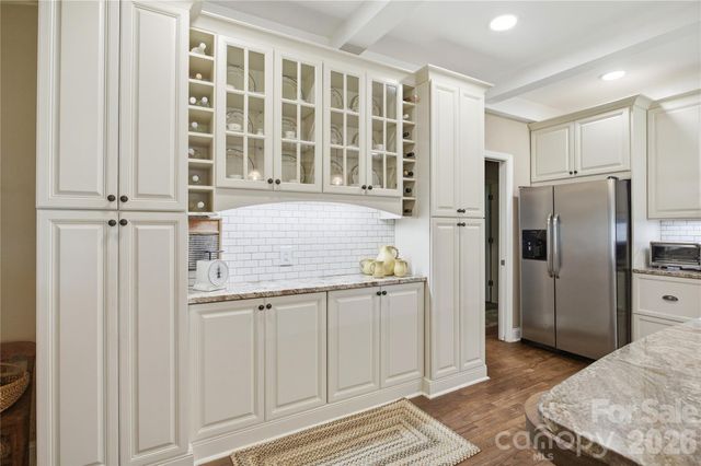 455 Heathcote Drive, Statesville, NC 28677