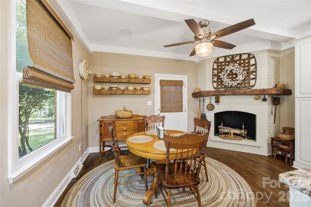455 Heathcote Drive, Statesville, NC 28677