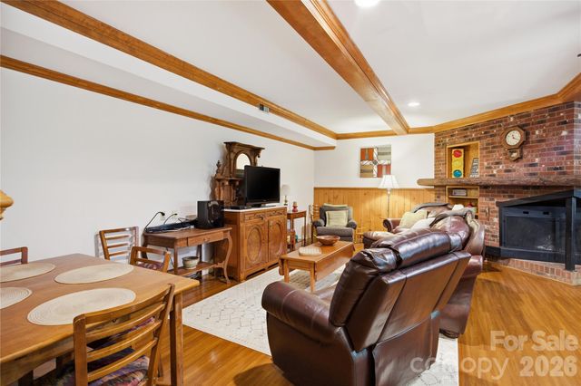 455 Heathcote Drive, Statesville, NC 28677