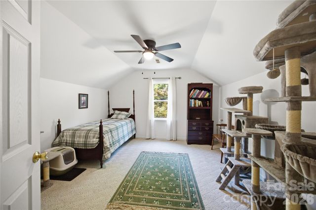 455 Heathcote Drive, Statesville, NC 28677