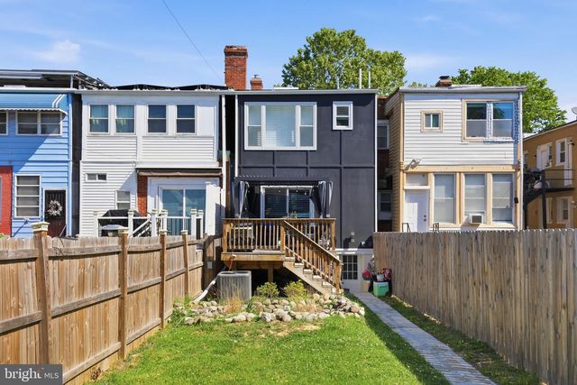 408 INGRAHAM ST NW, Washington, DC 20011