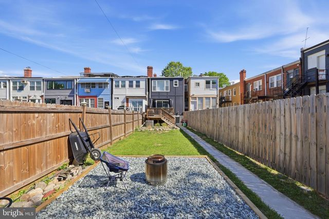 408 INGRAHAM ST NW, Washington, DC 20011