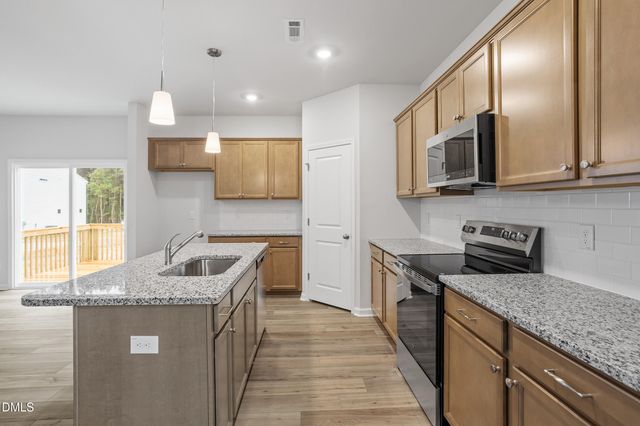 138 Harriette Court 67, Lillington, NC 27546