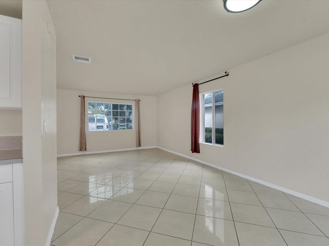 308 NW 17th Ter, Pompano Beach, FL 33069