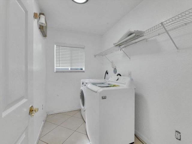 308 NW 17th Ter, Pompano Beach, FL 33069
