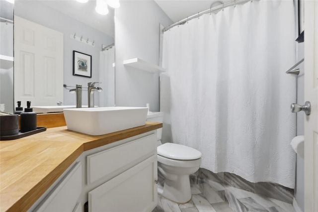 905 NORTHERN OAKS TERRACE, Deland, FL 32724