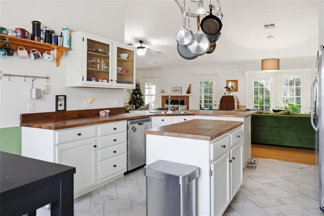 905 NORTHERN OAKS TERRACE, Deland, FL 32724