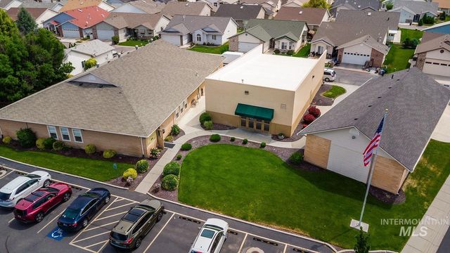 703 N Dover Crt, Nampa, ID 83651