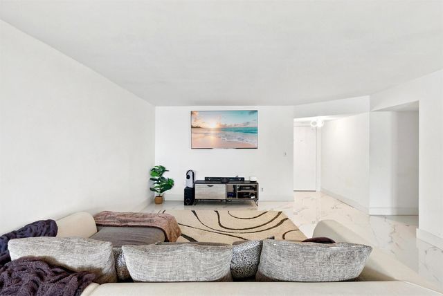 1000 S Ocean Boulevard 14o, Pompano Beach, FL 33062