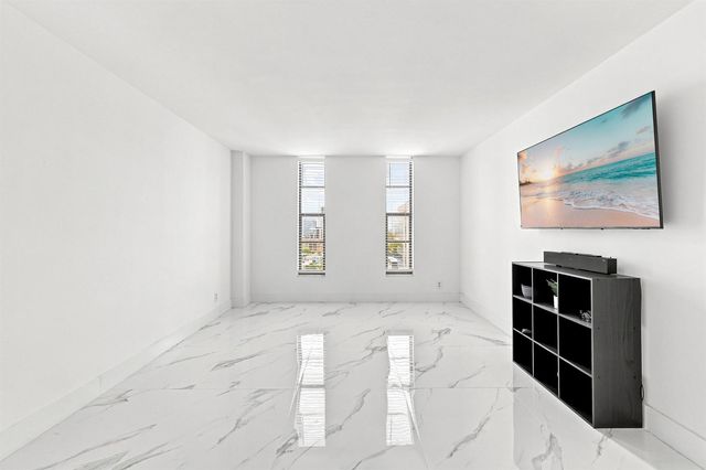 1000 S Ocean Boulevard 14o, Pompano Beach, FL 33062