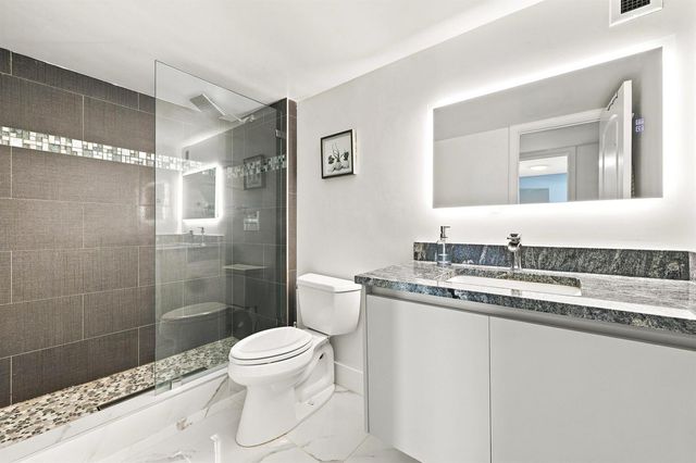 1000 S Ocean Boulevard 14o, Pompano Beach, FL 33062