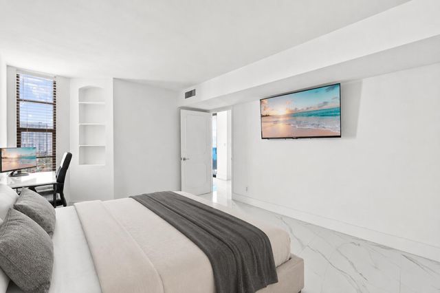 1000 S Ocean Boulevard 14o, Pompano Beach, FL 33062