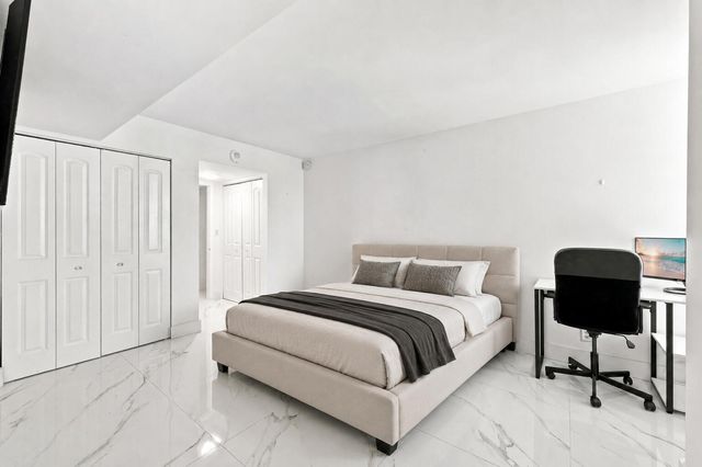 1000 S Ocean Boulevard 14o, Pompano Beach, FL 33062