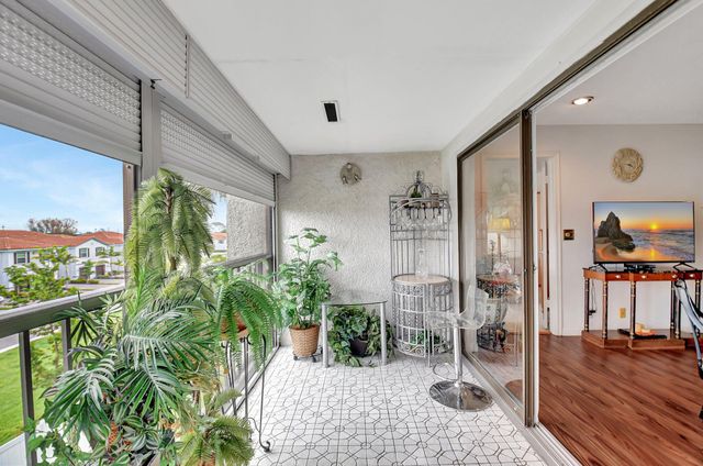 4070 Tivoli Ct 307, Lake Worth, FL 33467