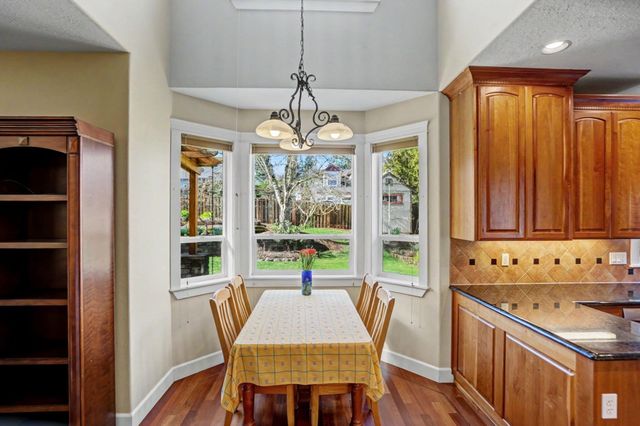 5685 Crossler Court S, Salem, OR 97306